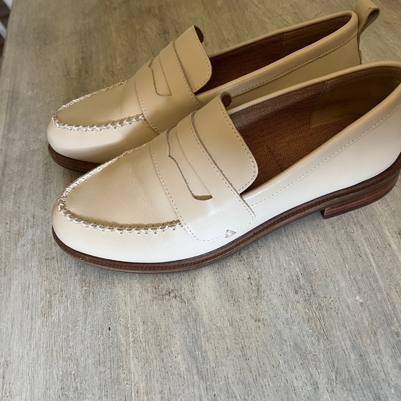 Kelsi Lagger Loafer - Picture 3 of 4